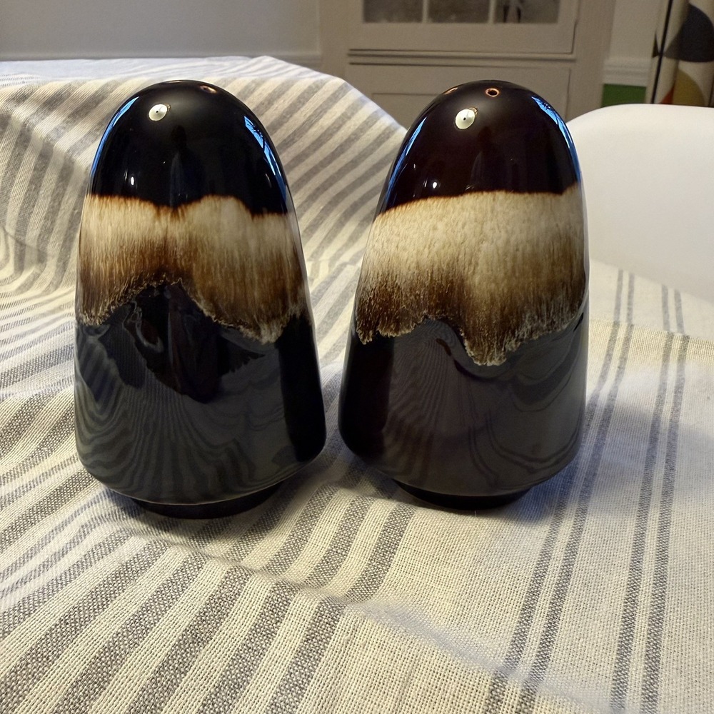 Vintage Pfaltzgraff Gourmet Brown Drip Glaze Salt & Pepper Shakers w/ Stoppers